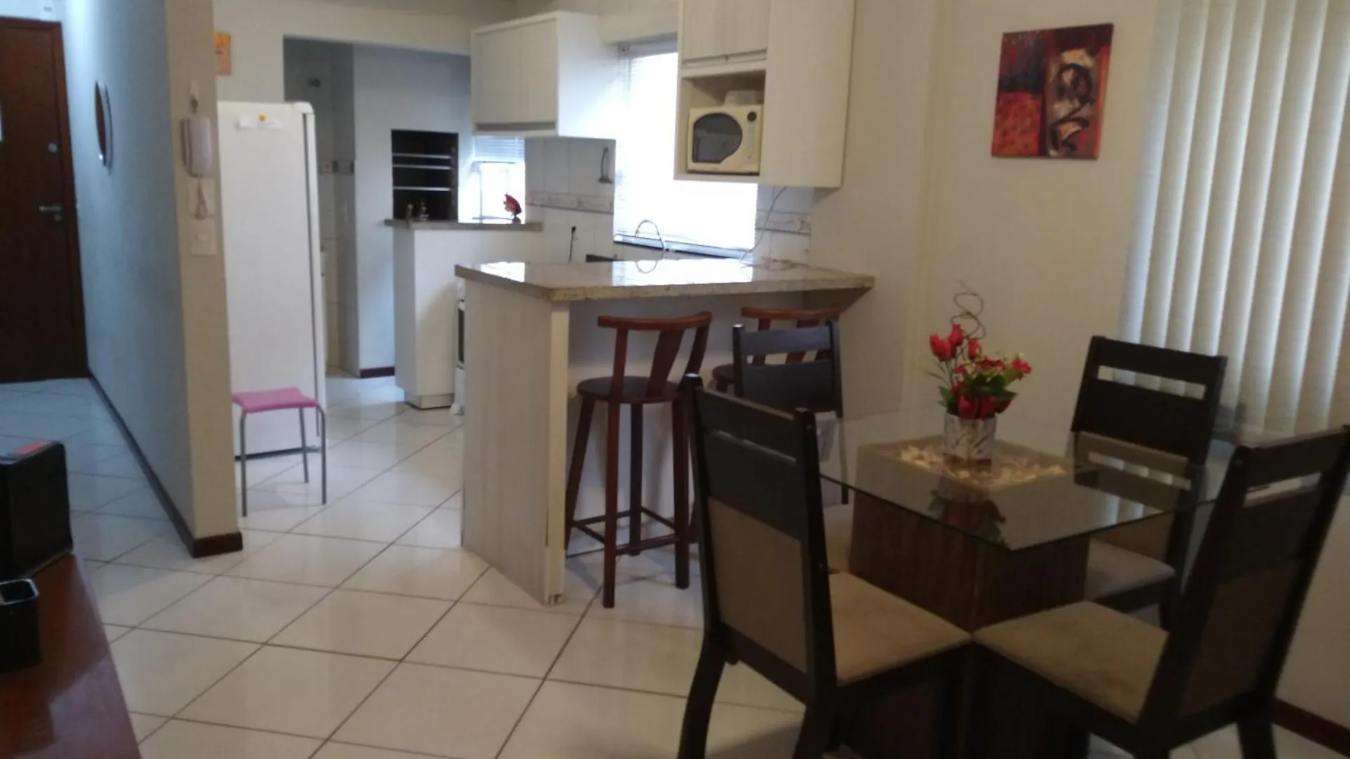 Aconchegante Apartamento Pé na Areia na Praia de Ingleses Florianópolis